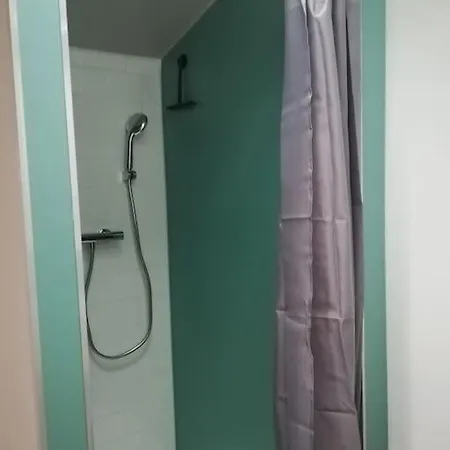 Microgite La Saboterie Cosy Pour 3pers Le Mayet-de-Montagne